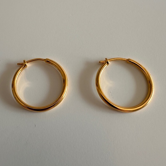 Missoma London x Lucy Williams gold beaded coin charm hoops - Picture 4 of 4